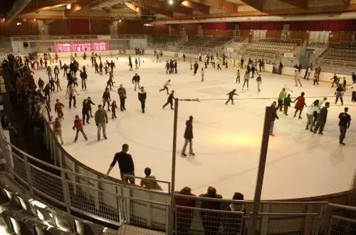 Patinoire Municipale Jacques Raynaud