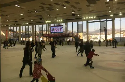 Restaurant patinoire