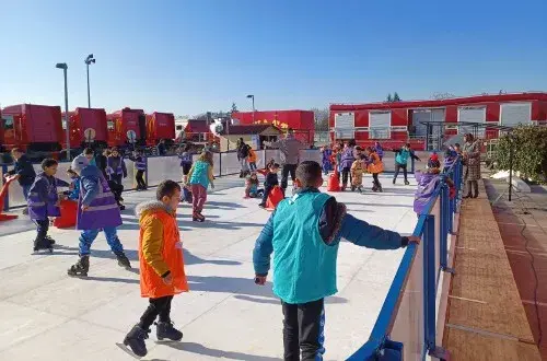 Patinoire Centre Commercial Aushopping Porte des Alpes